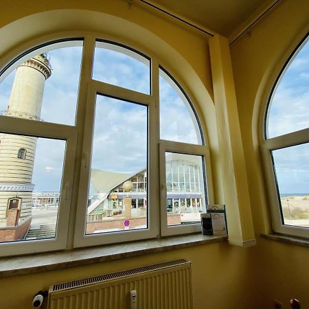 Promenadenblick/Captains-Suite Росток Екстериор снимка